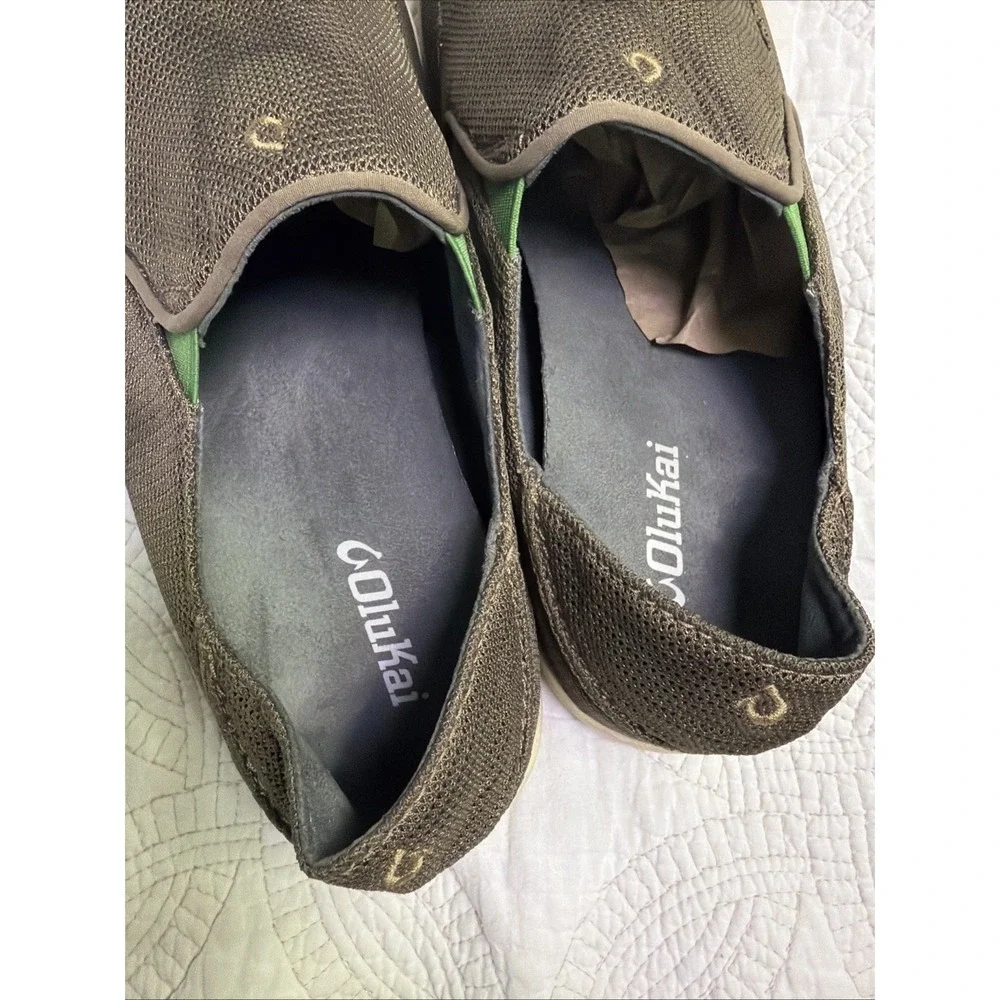 Mens OluKai Nohea Mesh Shoes Size 10.5 Khaki Slip On Casual Comfort Lightweight